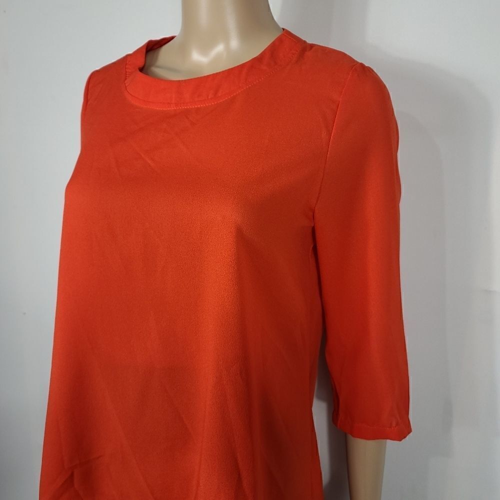 Elfin Orange Back Slit Top - Picture 3 of 9